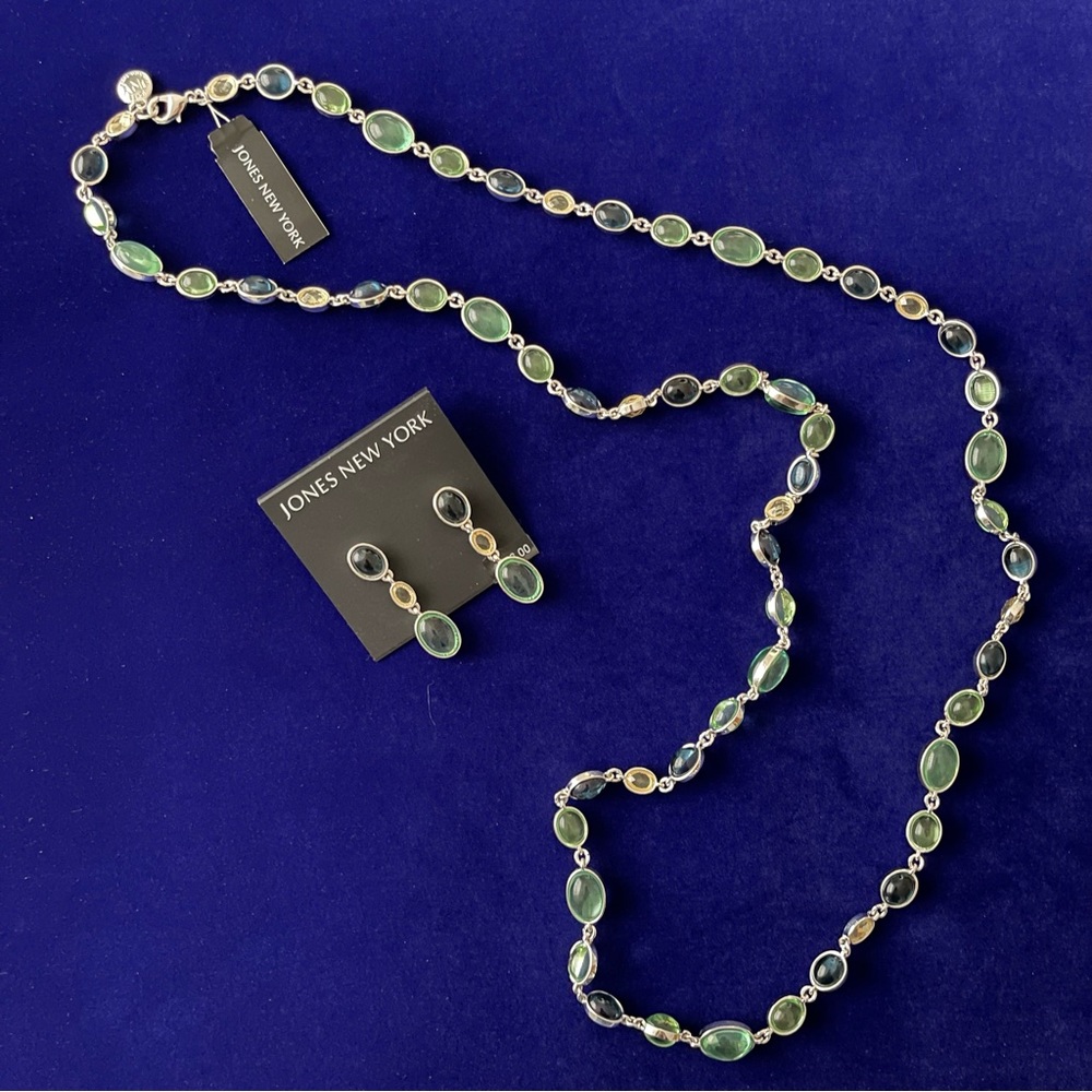 NWT JNY Green/Blue Necklace & Earring Set